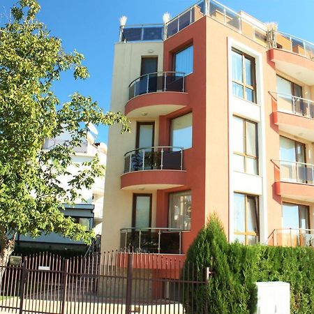 Fantasy Apartments Saint Constantine And Helena Resort Св. Св. Константин и Елена Екстериор снимка