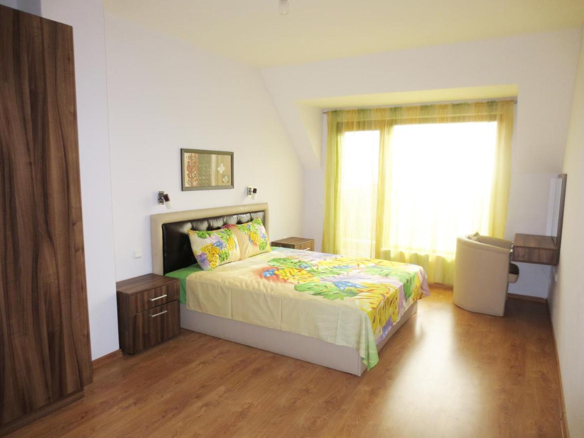 Fantasy Apartments Saint Constantine And Helena Resort Св. Св. Константин и Елена Екстериор снимка