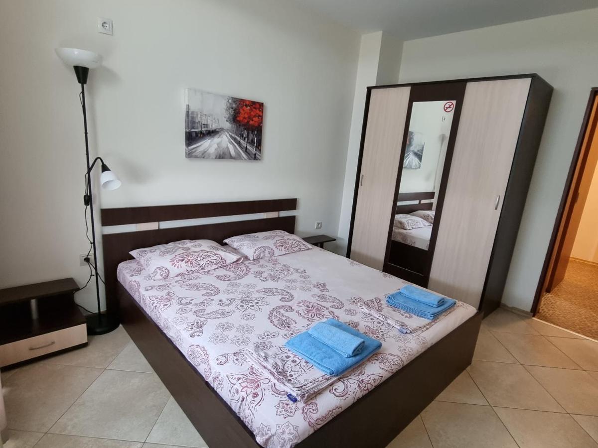 Fantasy Apartments Saint Constantine And Helena Resort Св. Св. Константин и Елена Екстериор снимка